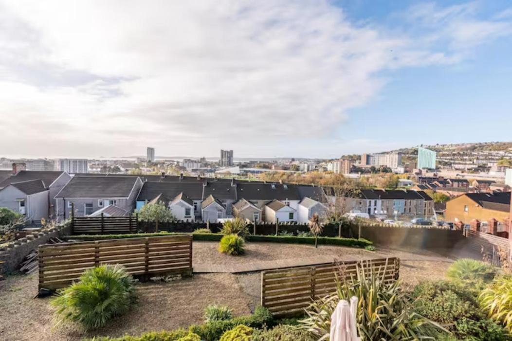 Swan-bay-view Ltd Apartment *